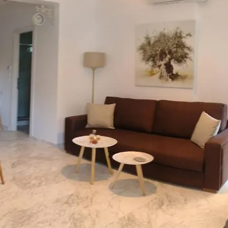 Elaia Luxury