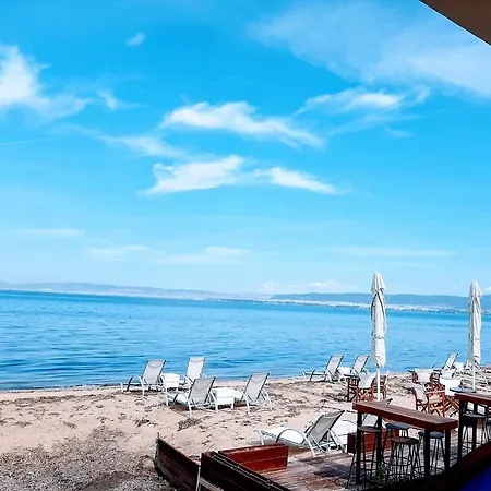 Elaia Luxury Apartment *